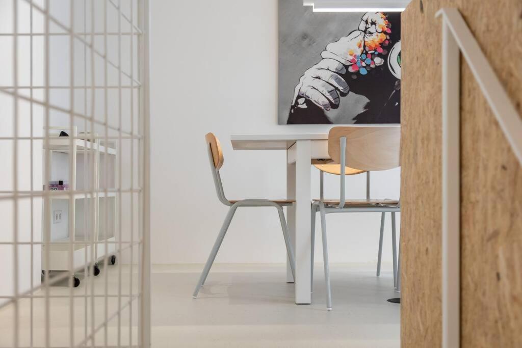 Apartament Coolest In Berlin, Easy Check-in, Close To Center, Youngster Maisonette #7 Berlin